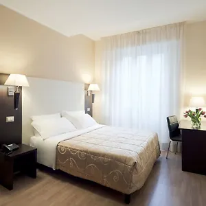 Aurora Hotel